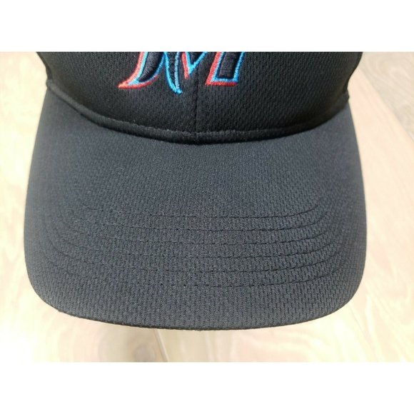 EUC - Miami Marlins Snapback Hat MLB Fan Favorite Baseball Raised Embroidery - Picture 3 of 10